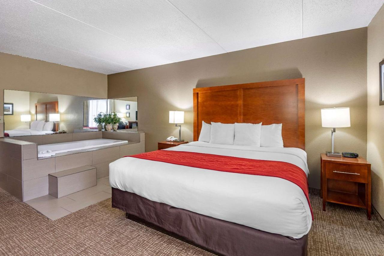 Comfort Inn Matthews / Charlotte Экстерьер фото
