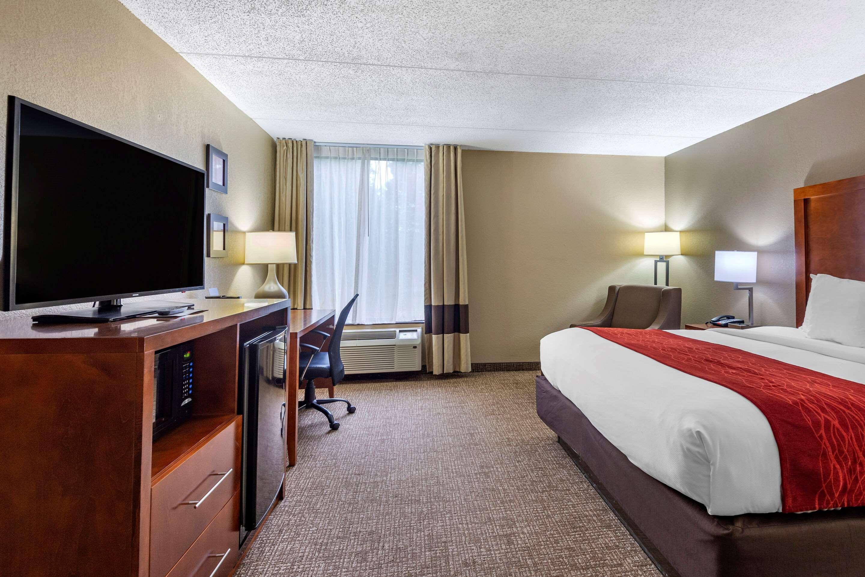 Comfort Inn Matthews / Charlotte Экстерьер фото