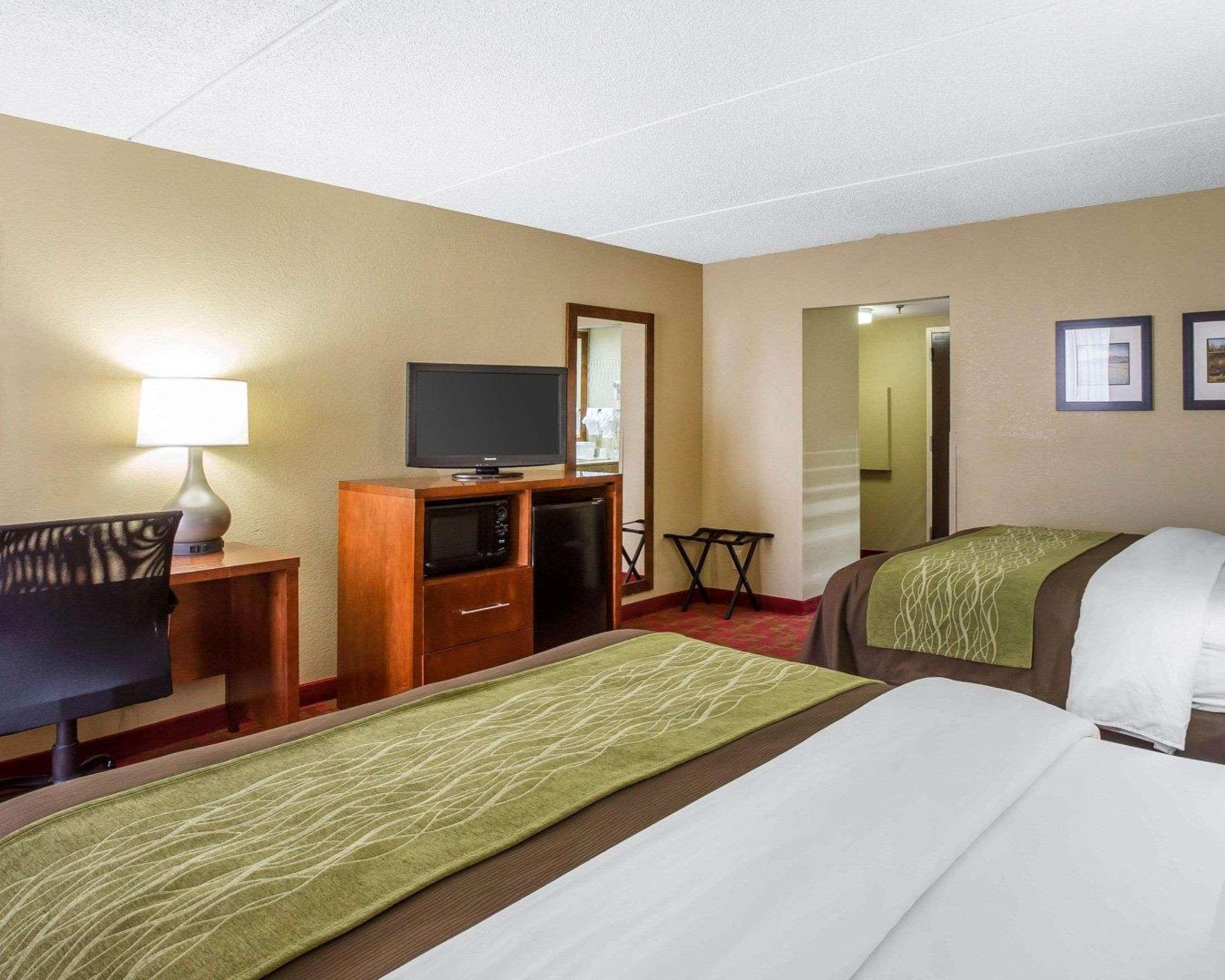 Comfort Inn Matthews / Charlotte Экстерьер фото