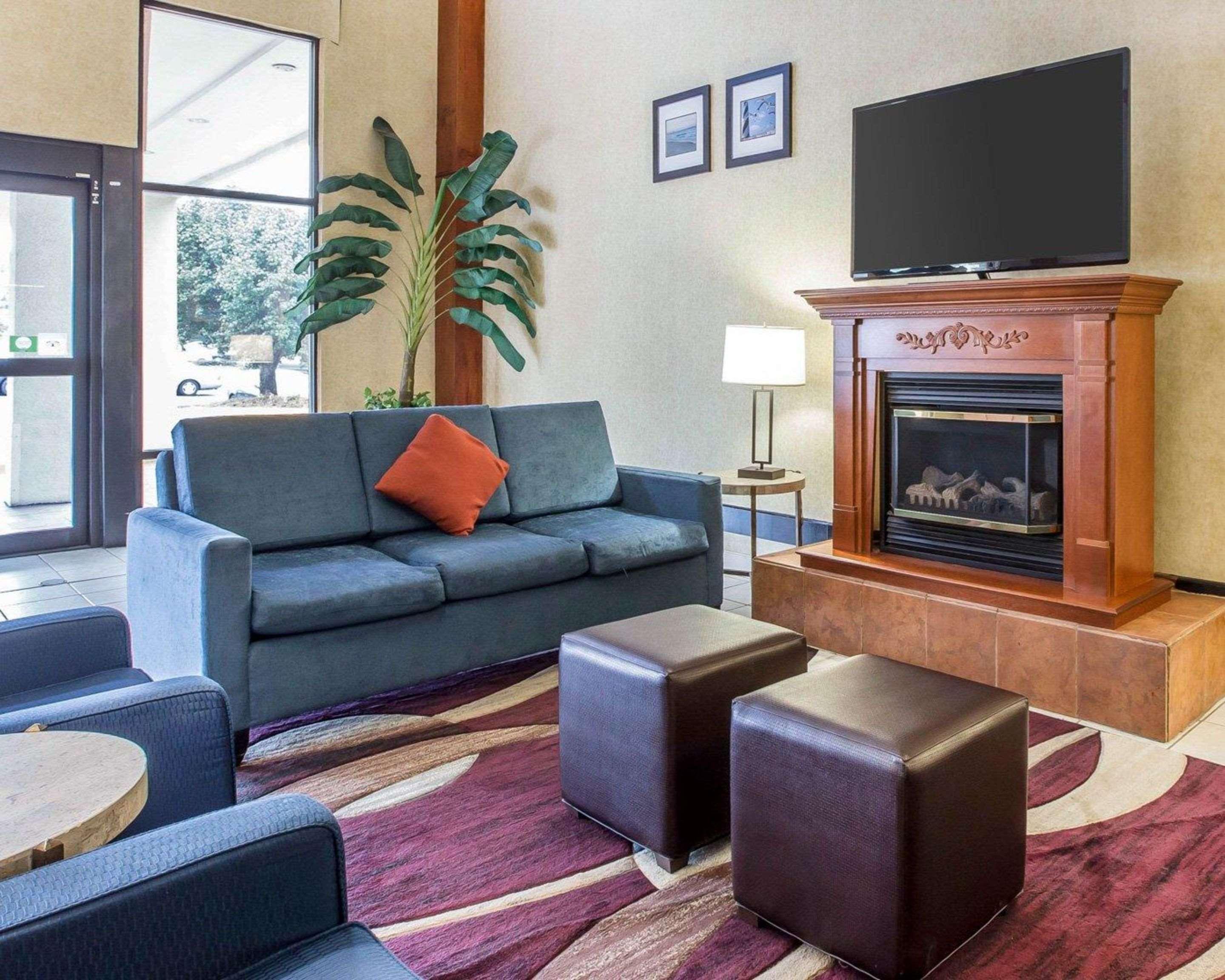 Comfort Inn Matthews / Charlotte Экстерьер фото