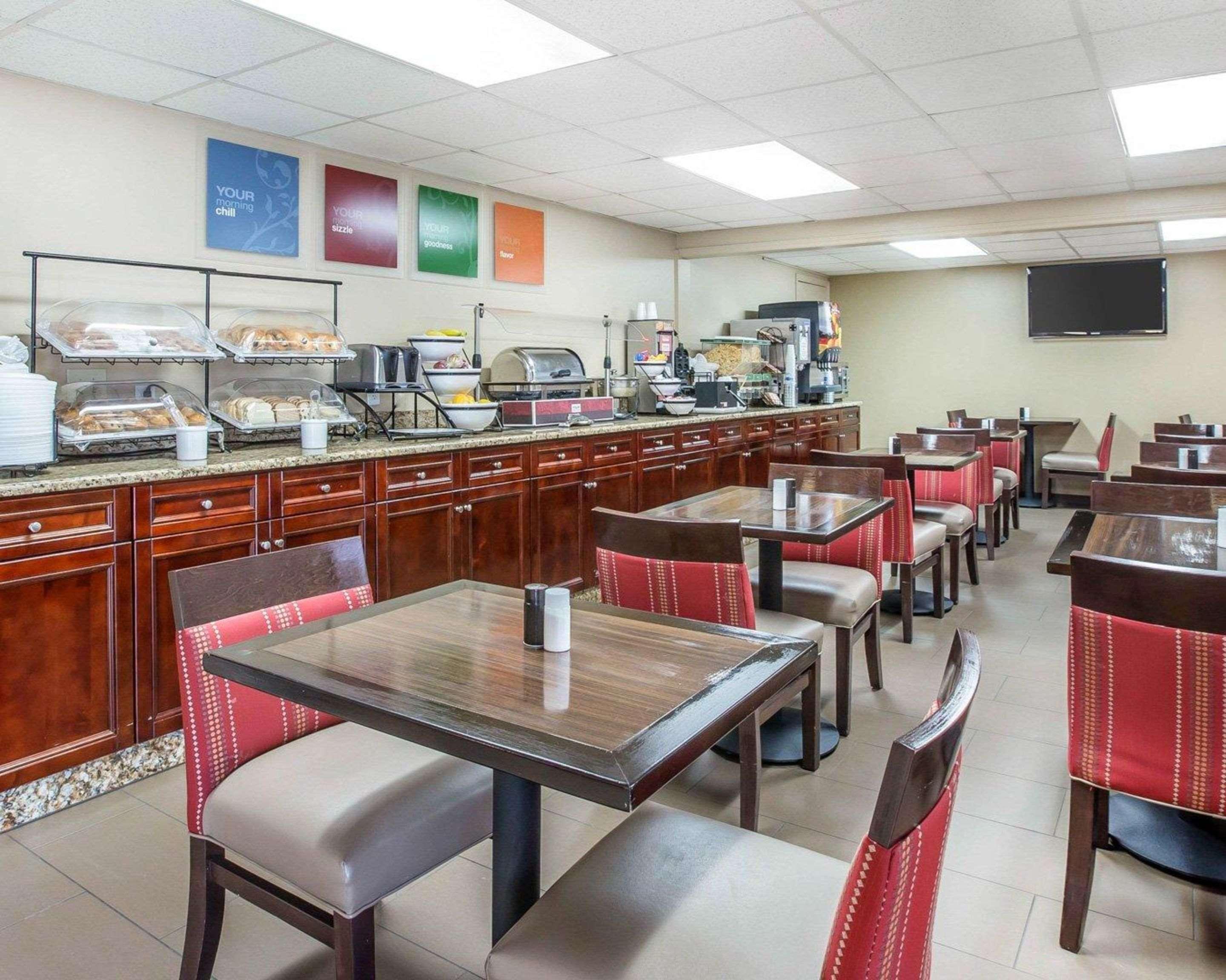 Comfort Inn Matthews / Charlotte Экстерьер фото