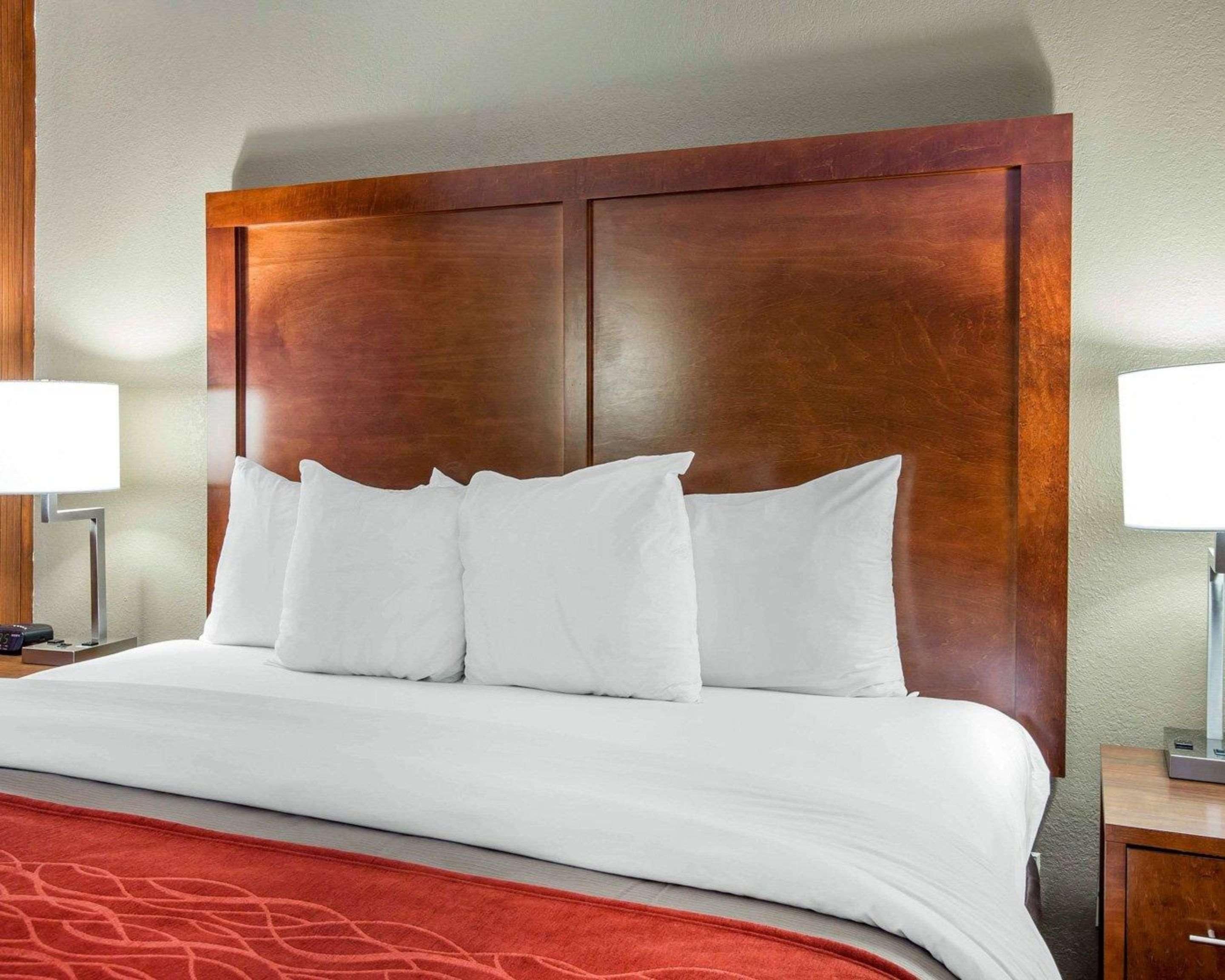 Comfort Inn Matthews / Charlotte Экстерьер фото
